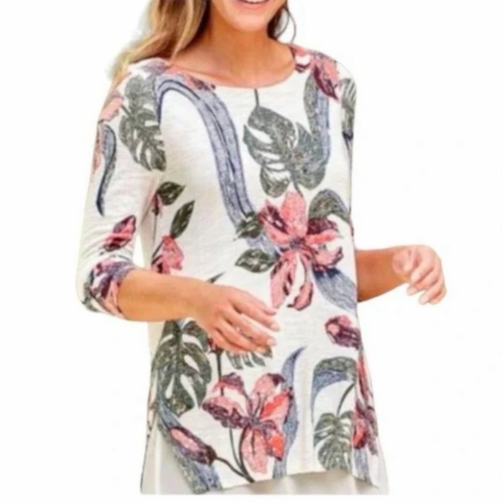 Soft Surroundings White and Red Floral Tunic M